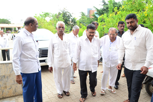 Bapuji Co-operative Bank gallery photo 18