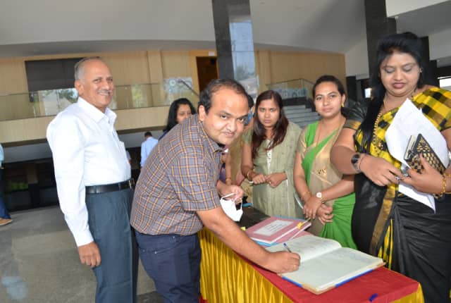 Bapuji Co-operative Bank gallery photo 33