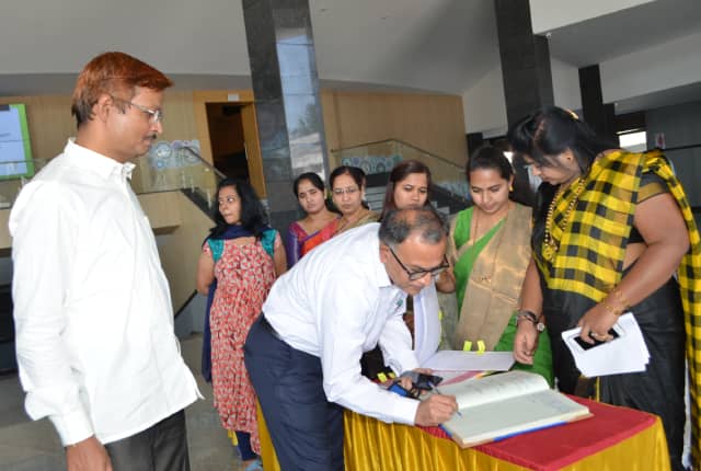 Bapuji Co-operative Bank gallery photo 34