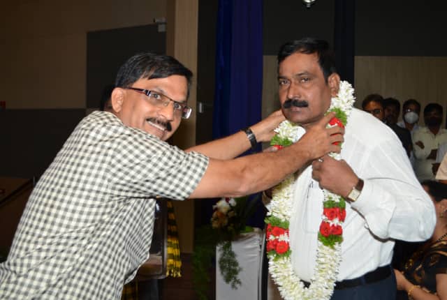 Bapuji Co-operative Bank gallery photo 61